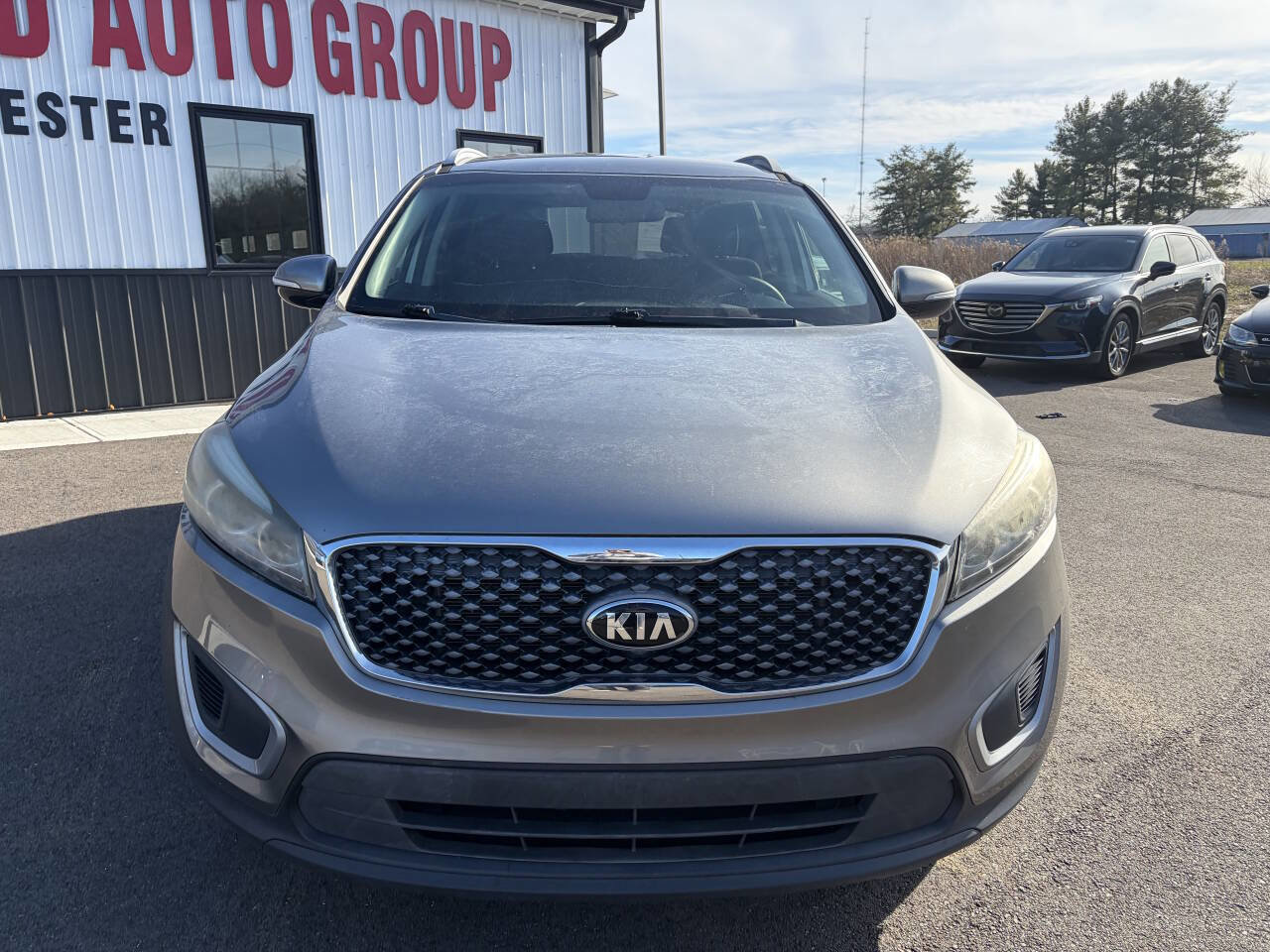 Used 2018 Kia Sorento FWD image 4