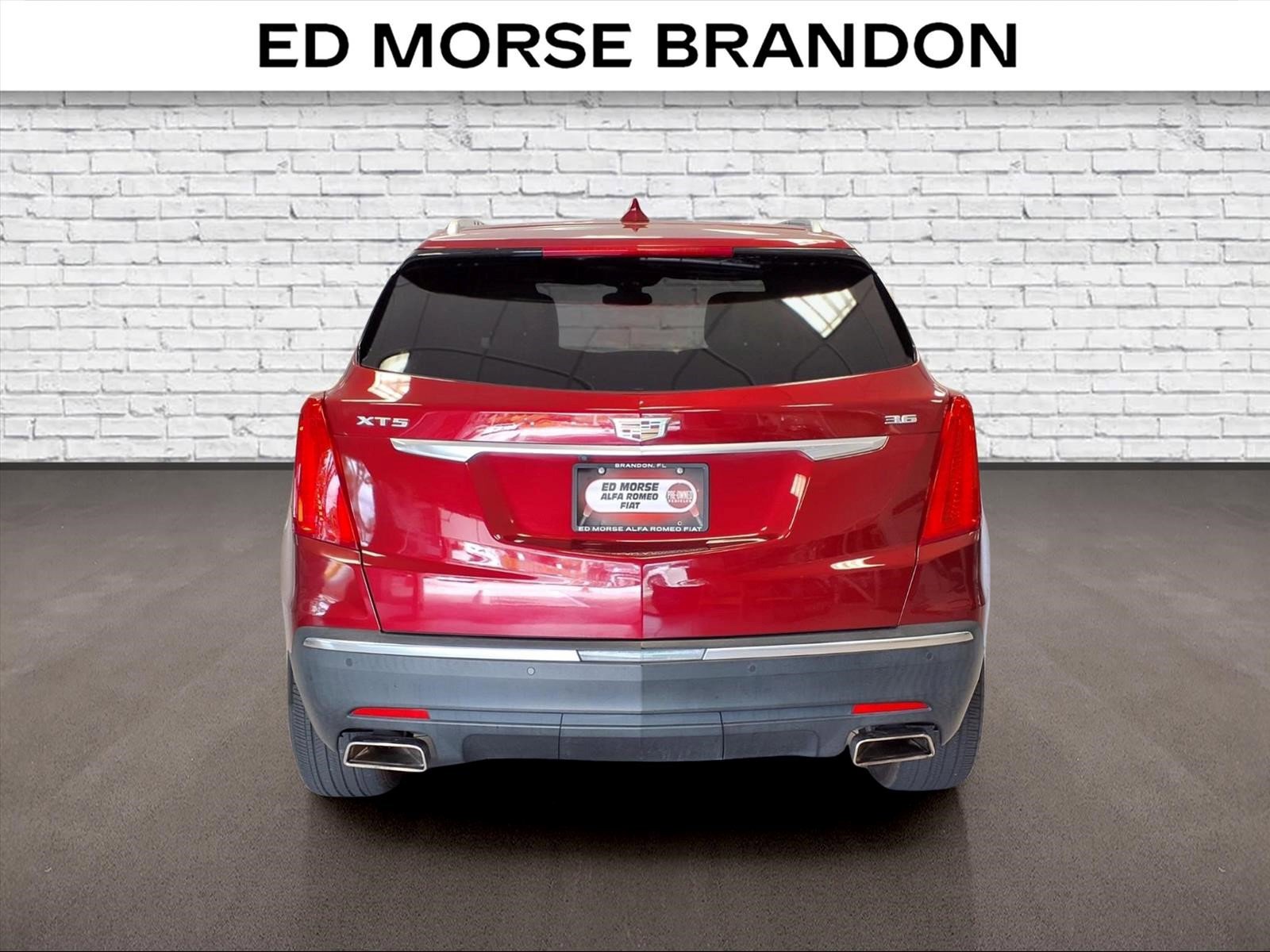 Used 2019 Cadillac XT5 Luxury FWD image 4