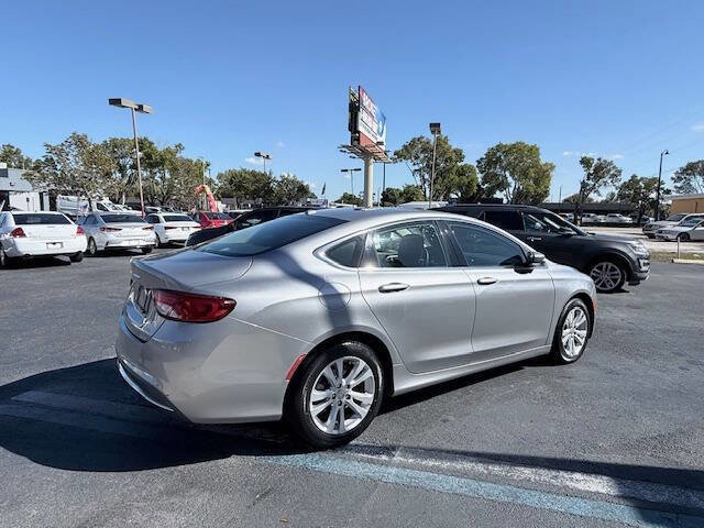 Used 2015 Chrysler 200 Limited w/ Convenience Group FWD image 5