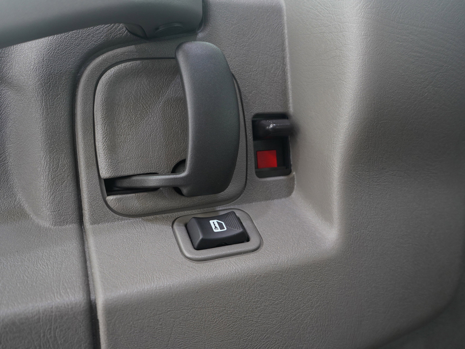 Used 2025 Chevrolet Express 3500 LT w/ LT Preferred Equipment Group image 23