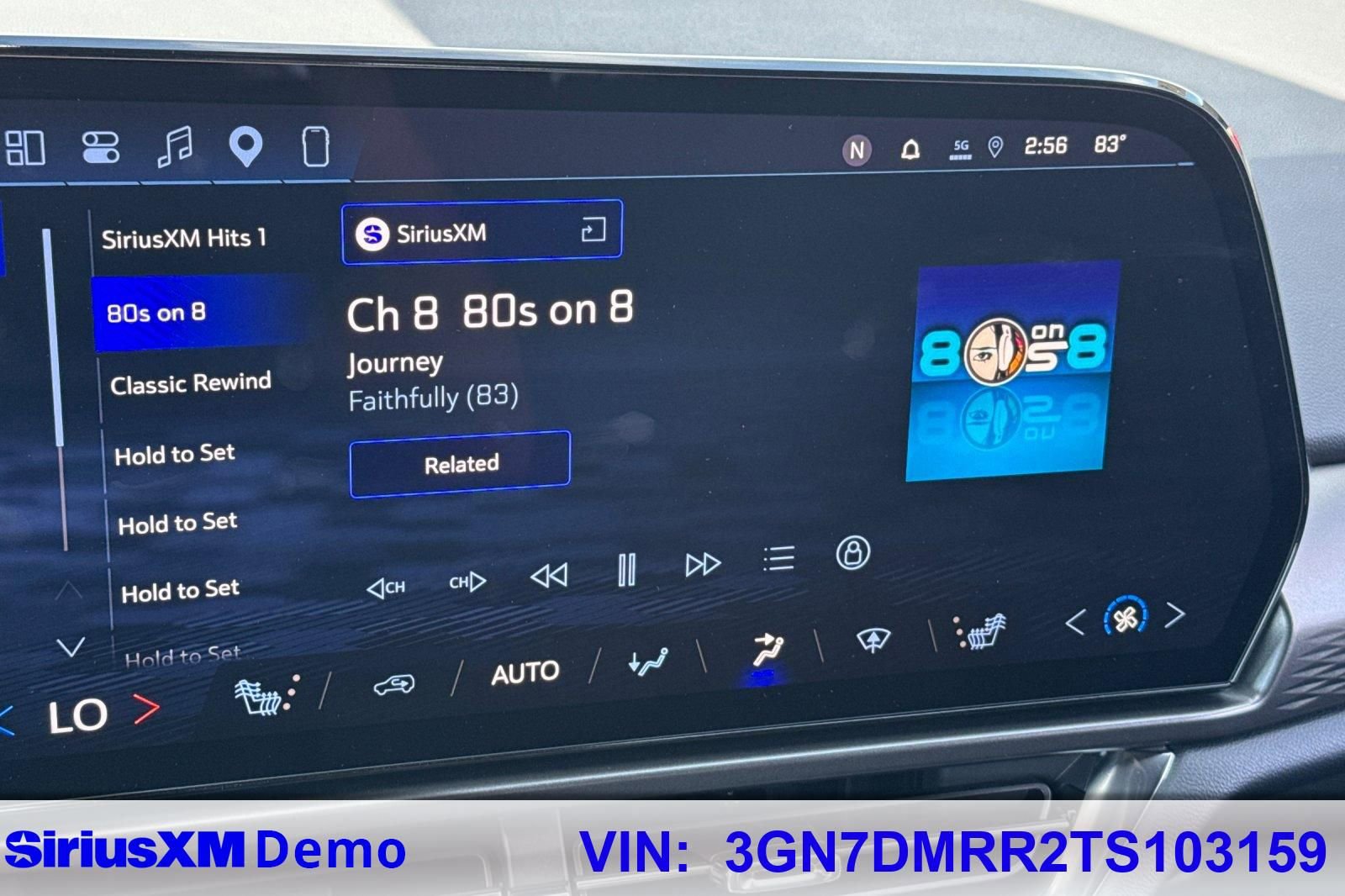 Used 2026 Chevrolet Equinox EV LT w/ Comfort Package image 50