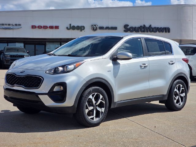 Used 2020 Kia Sportage LX AWD/4WD image 3