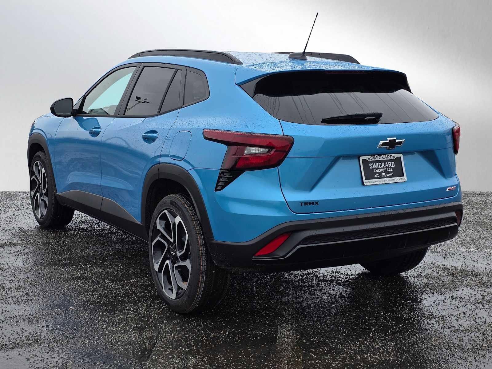 New 2026 Chevrolet Trax RS w/ Sunroof Package FWD image 5