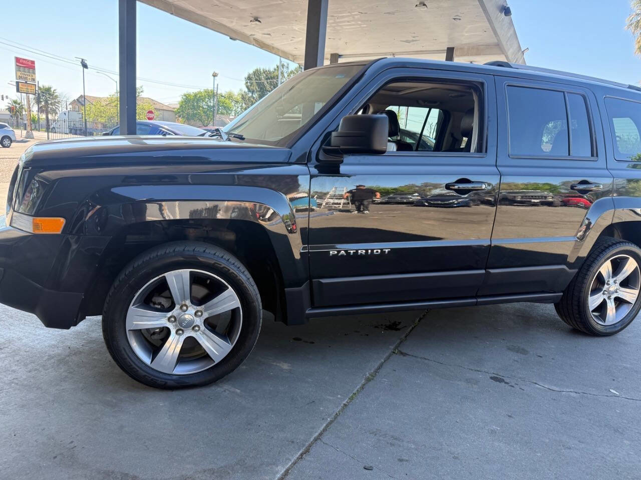 Used 2016 Jeep Patriot High Altitude FWD image 7