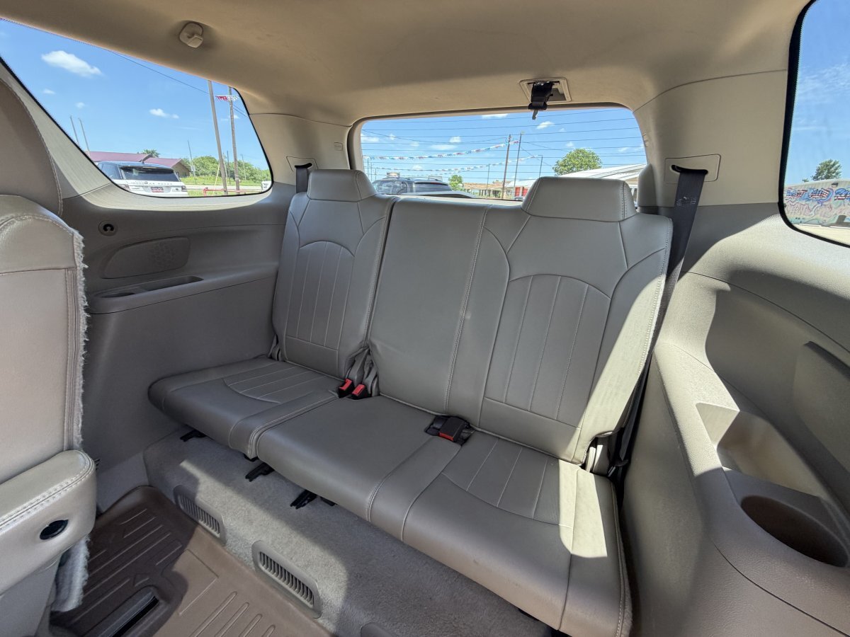 Used 2015 GMC Acadia Denali FWD image 18
