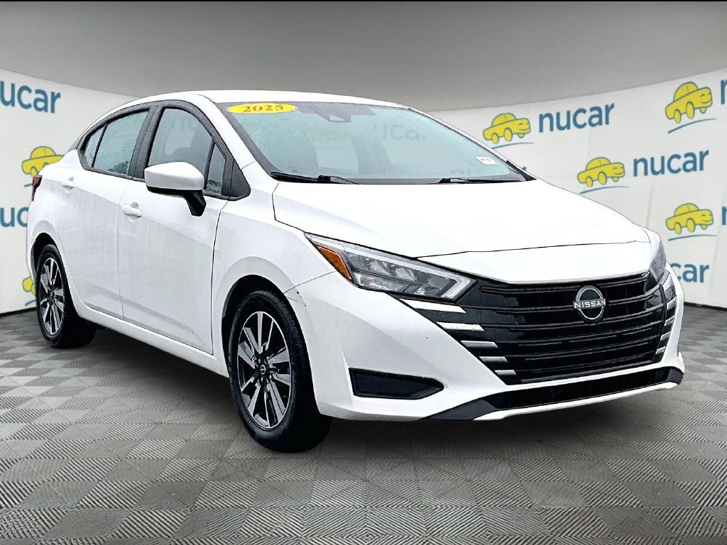 Used 2025 Nissan Versa SV FWD image 1