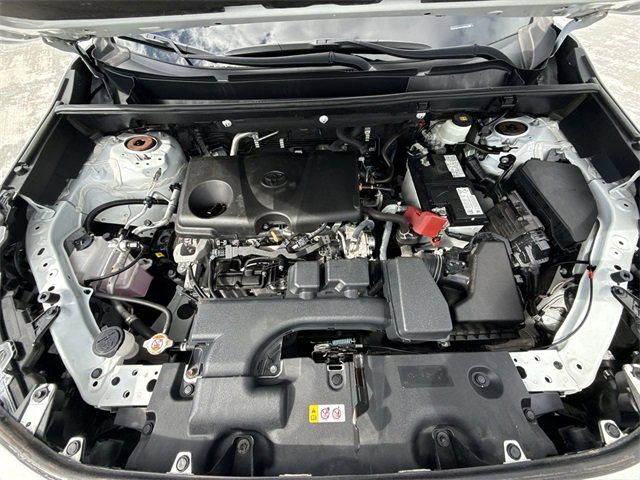 Used 2022 Toyota RAV4 XLE Premium image 27