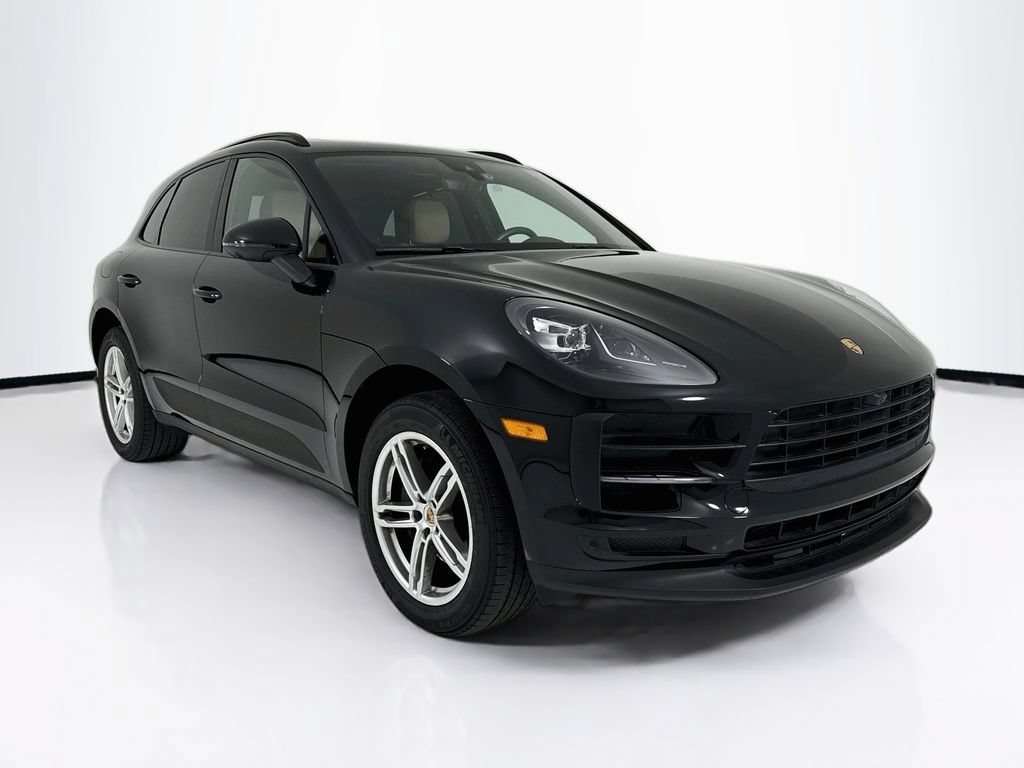 Certified 2021 Porsche Macan AWD/4WD image 9