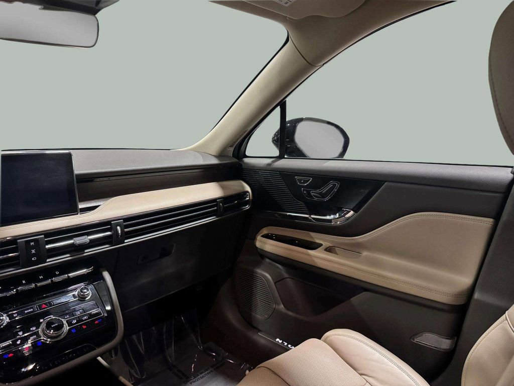 Used 2022 Lincoln Corsair Grand Touring w/ Elements Technology Bundle image 23