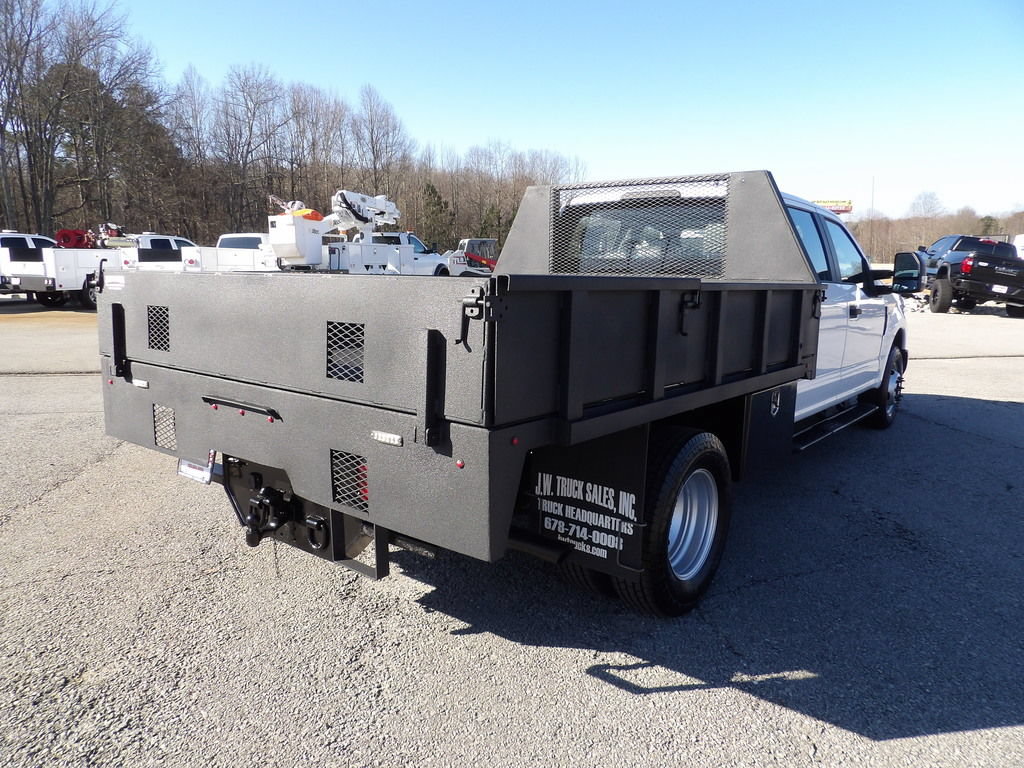 Used 2018 Ford F350 XL w/ Power Equipment Group RWD image 7
