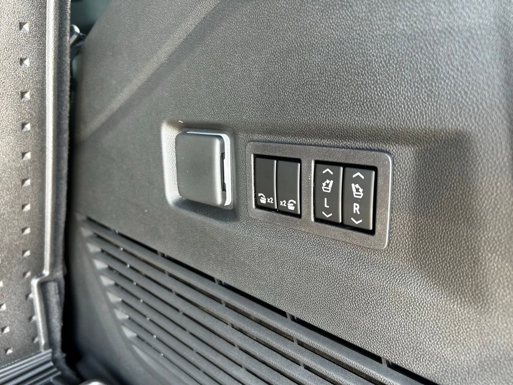 New 2026 Chevrolet Tahoe Premier w/ Sun And Tow Package image 23