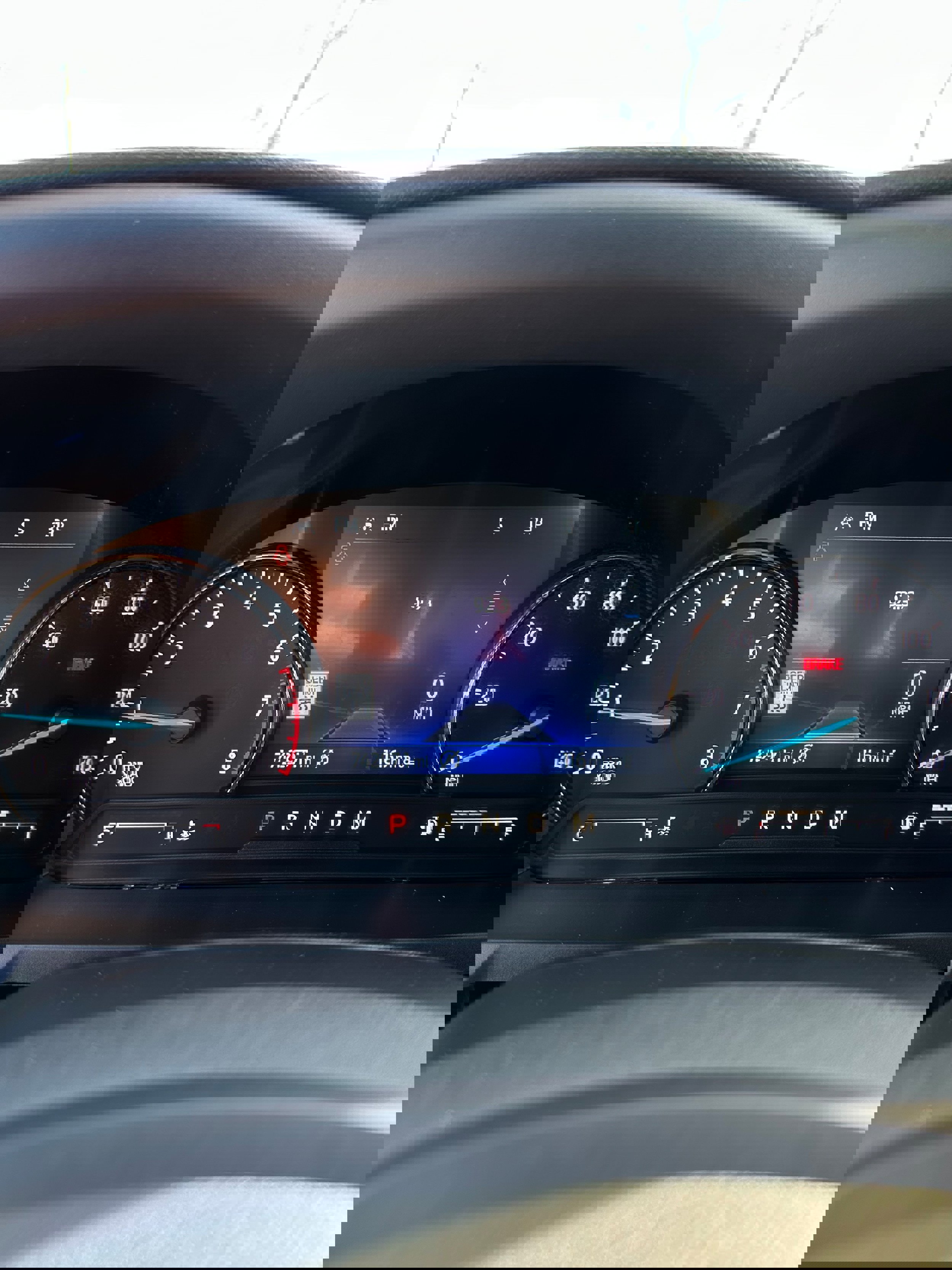 Used 2020 Ford Explorer Limited image 12