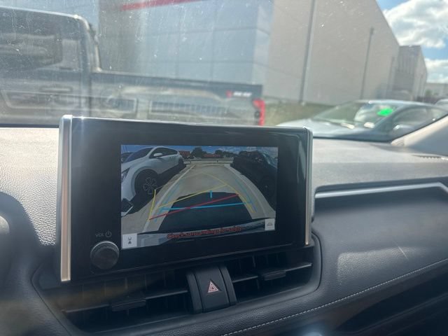 Used 2023 Toyota RAV4 LE FWD image 11