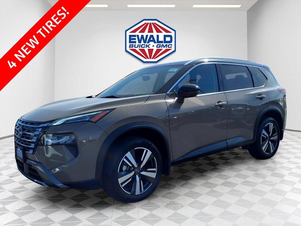 Used 2024 Nissan Rogue SL w/ SL Premium Package