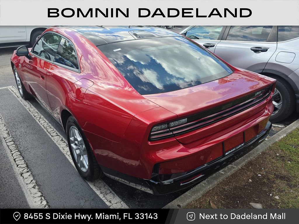Used 2025 Dodge Charger R/T w/ Quick Order Package 25M R/T image 3