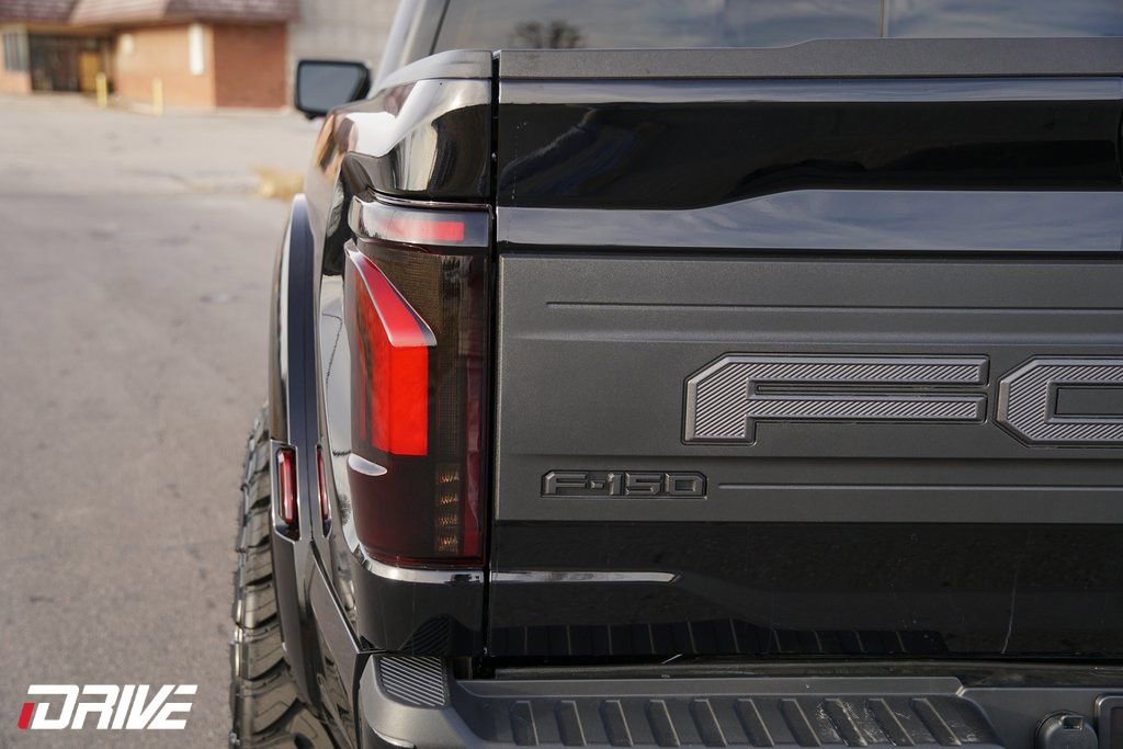 Used 2025 Ford F150 Raptor image 11