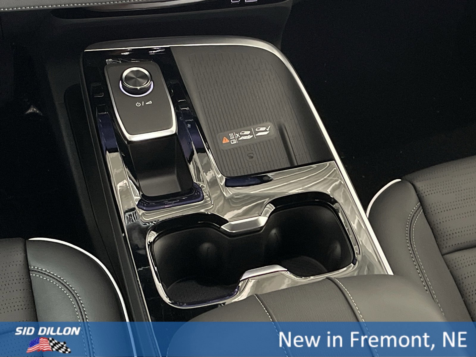 New 2026 Buick Enclave Sport Touring w/ Power Package image 5