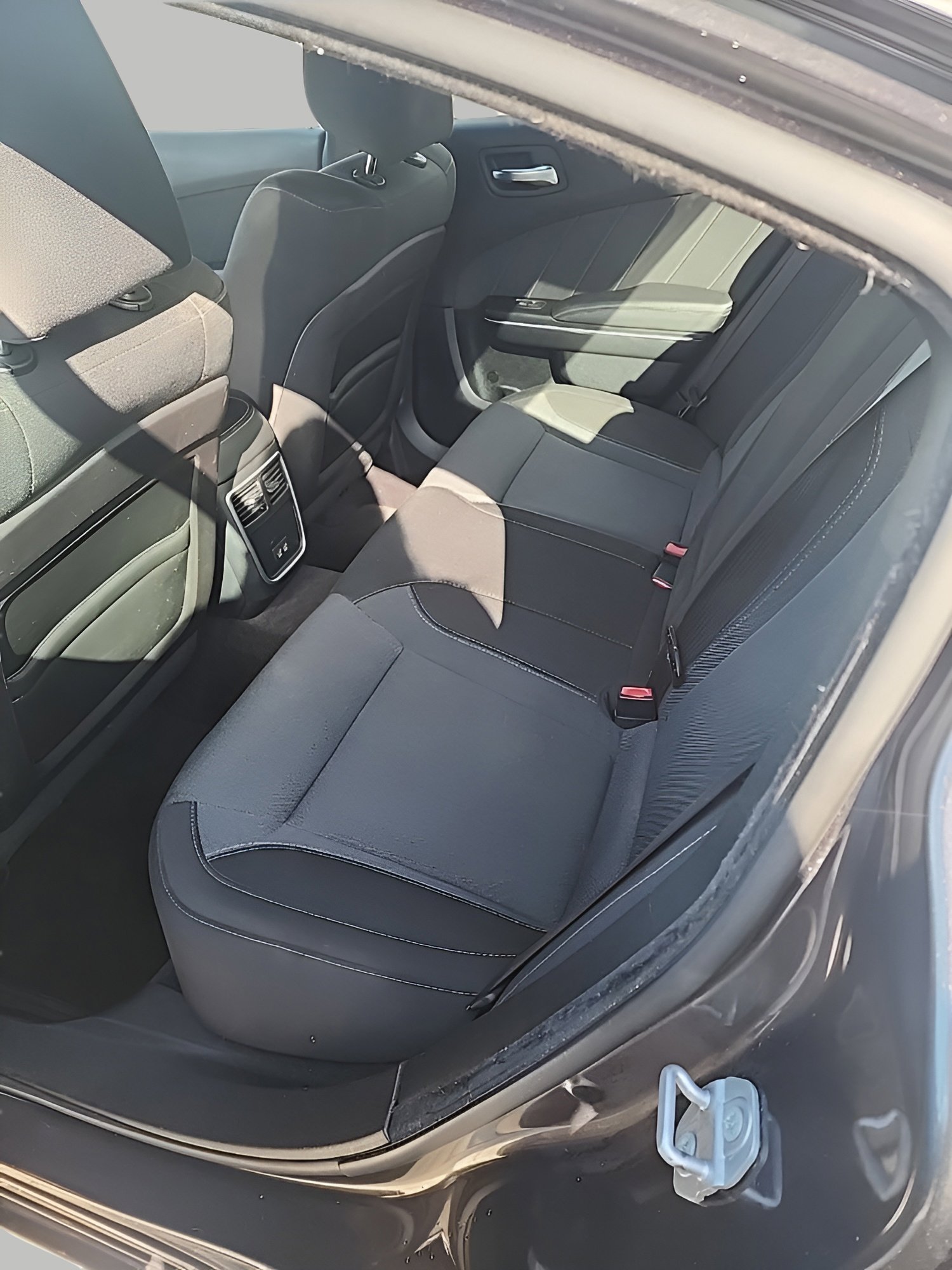 Used 2017 Dodge Charger SXT image 12