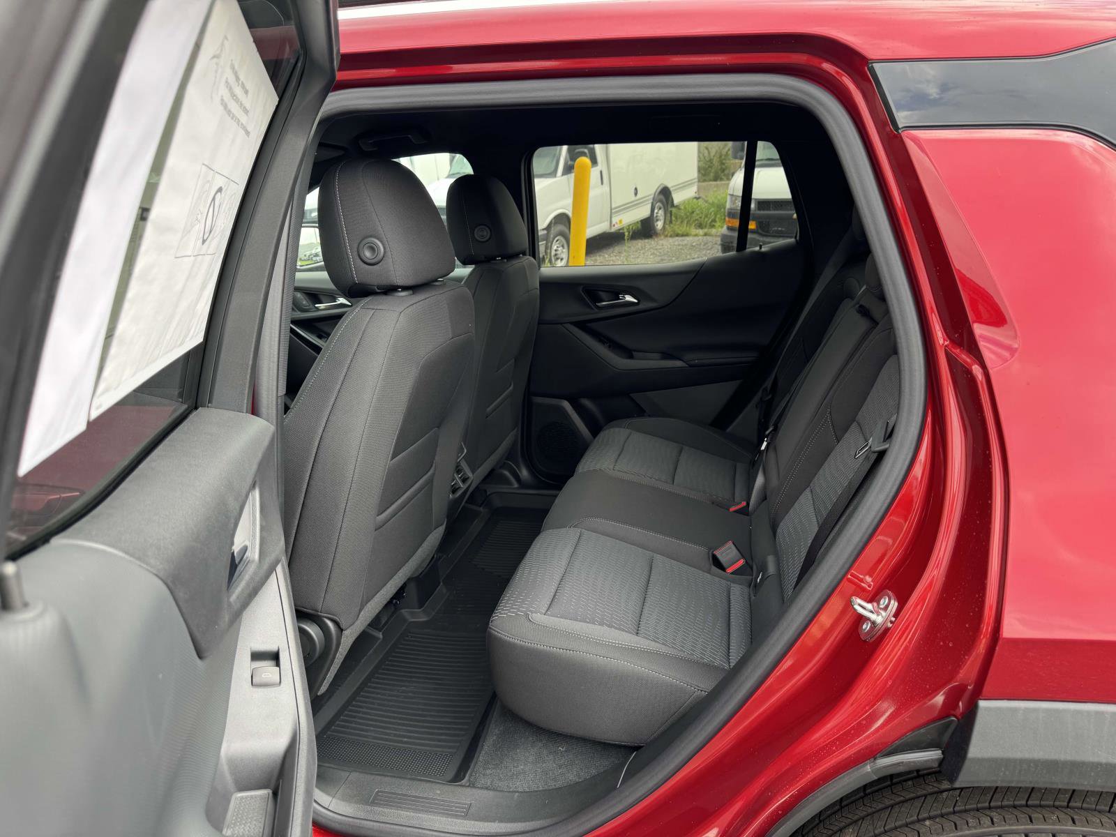 New 2026 Chevrolet Equinox LT w/ Midnight Edition image 17