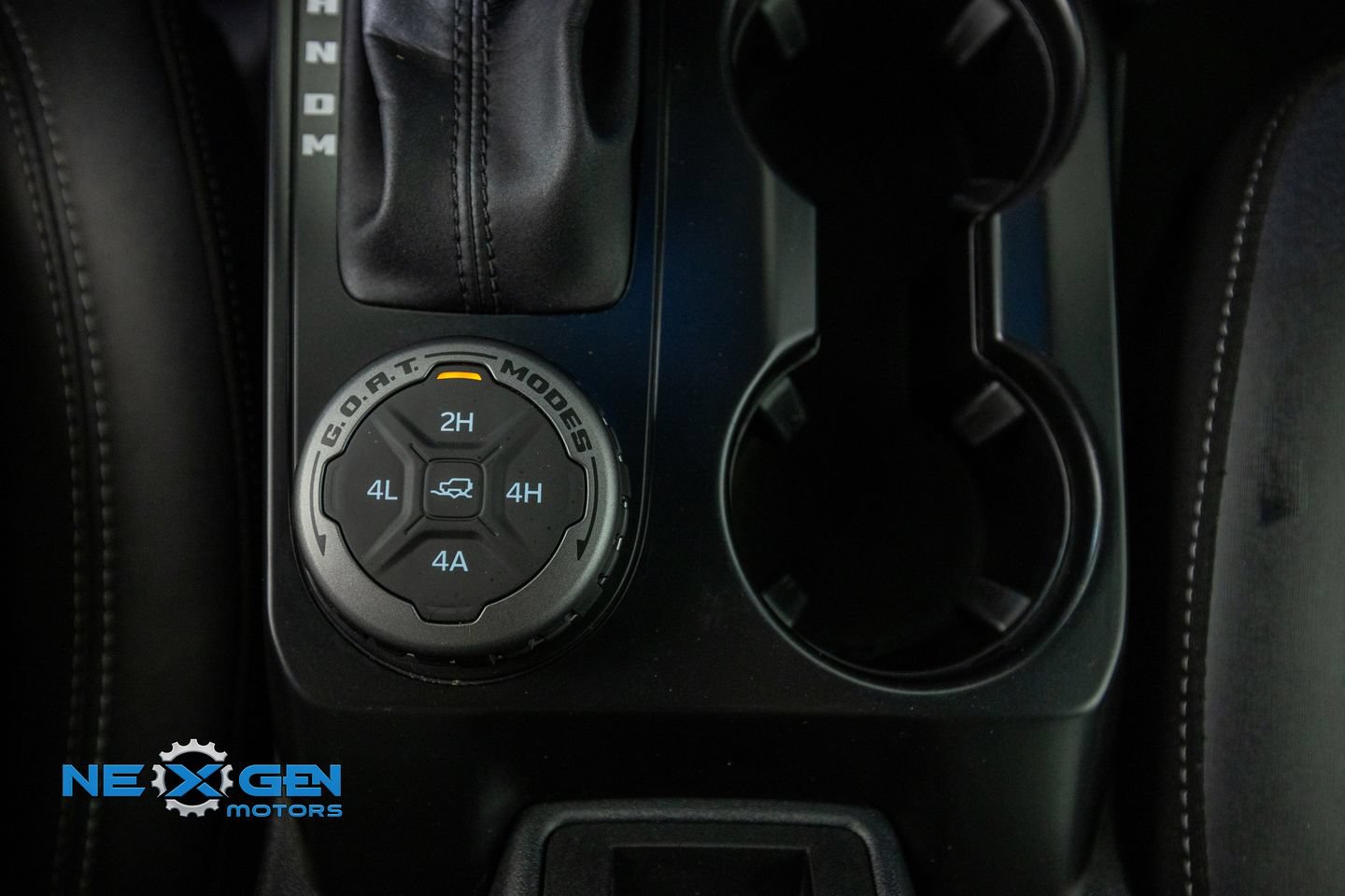Used 2025 Ford Bronco Badlands AWD/4WD image 27