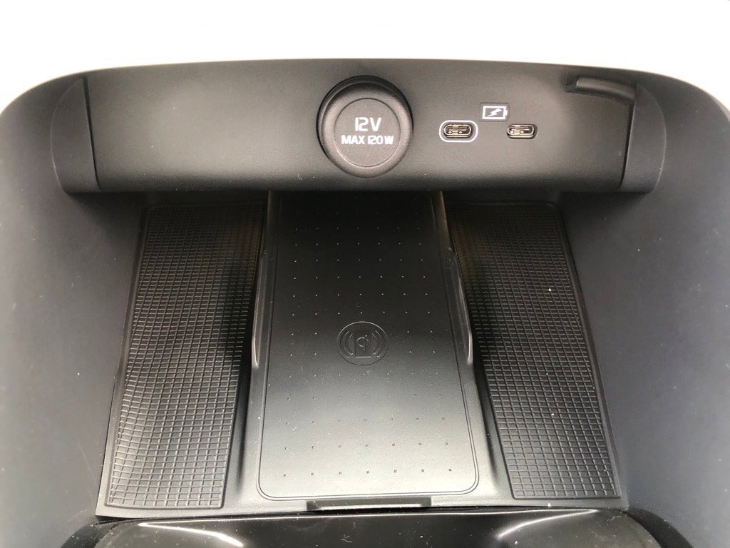 New 2026 Volvo XC40 B5 Ultra w/ Protection Package Premier AWD/4WD image 26