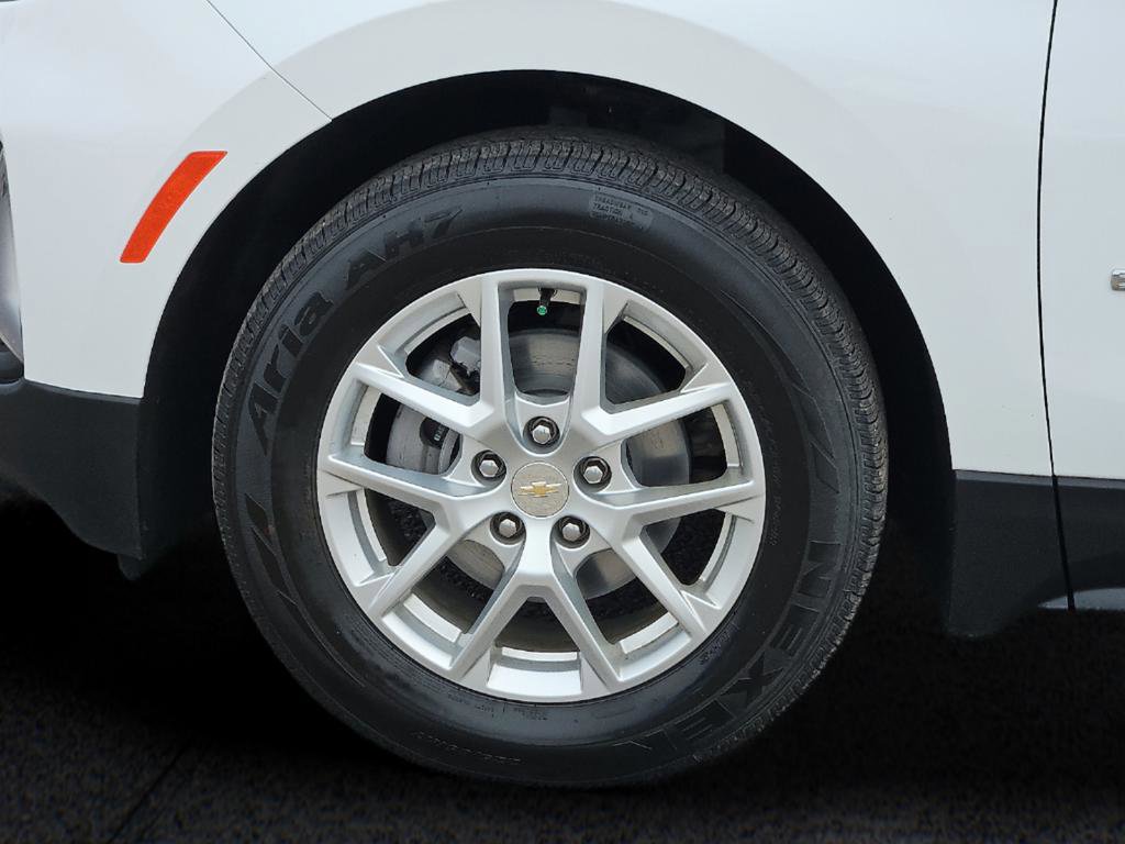 Used 2024 Chevrolet Equinox LT FWD image 20