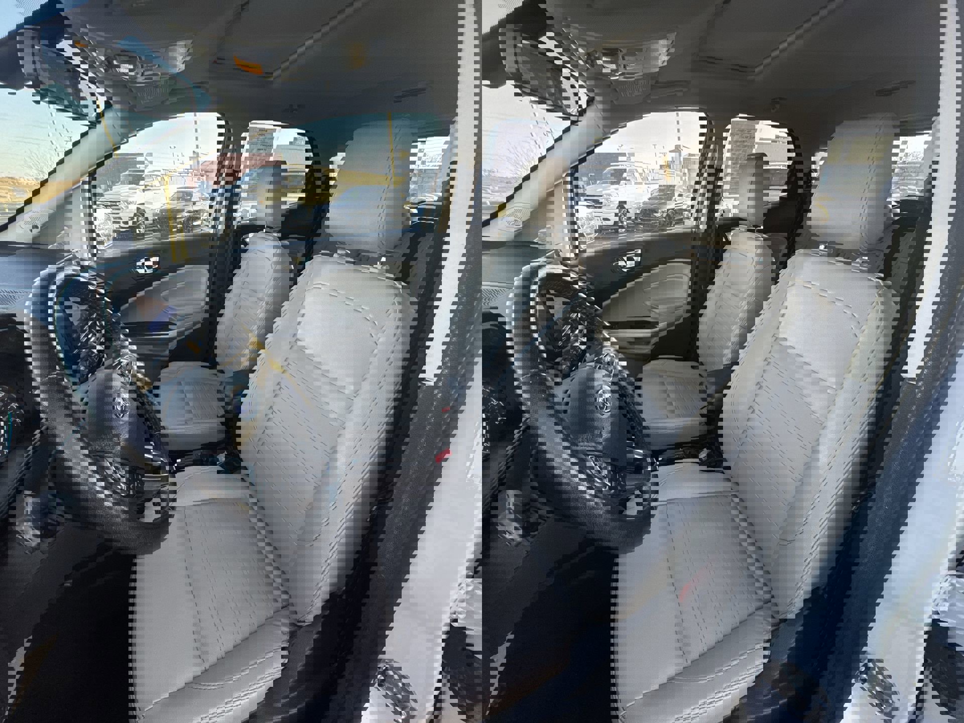 Used 2021 Ford EcoSport Titanium image 11