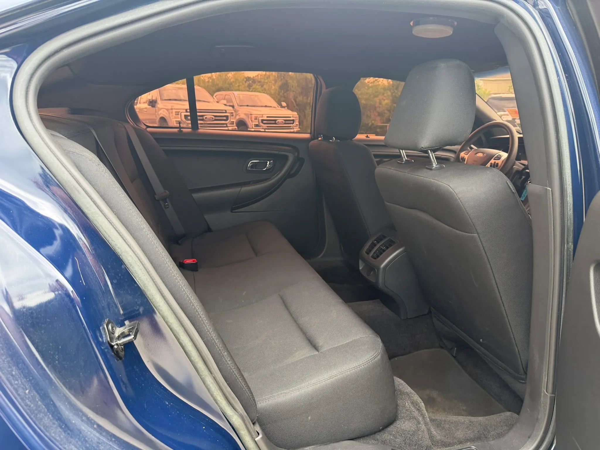 Used 2018 Ford Taurus Police Interceptor FWD image 18