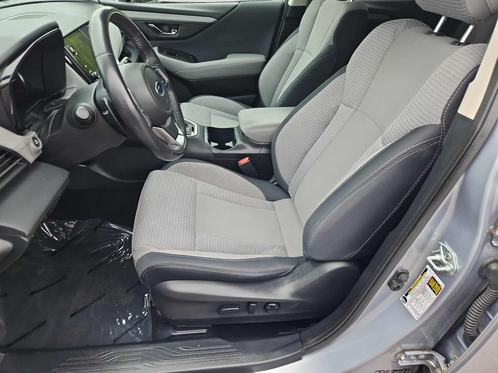 Used 2024 Subaru Outback Premium AWD/4WD image 9