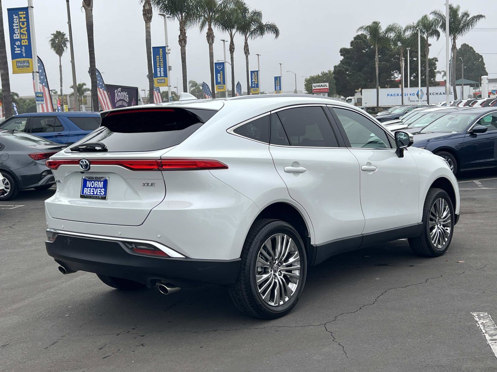 Used 2024 Toyota Venza XLE image 26