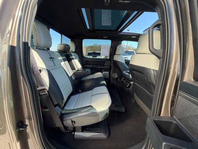 Used 2022 Ford F150 Lightning Platinum image 10