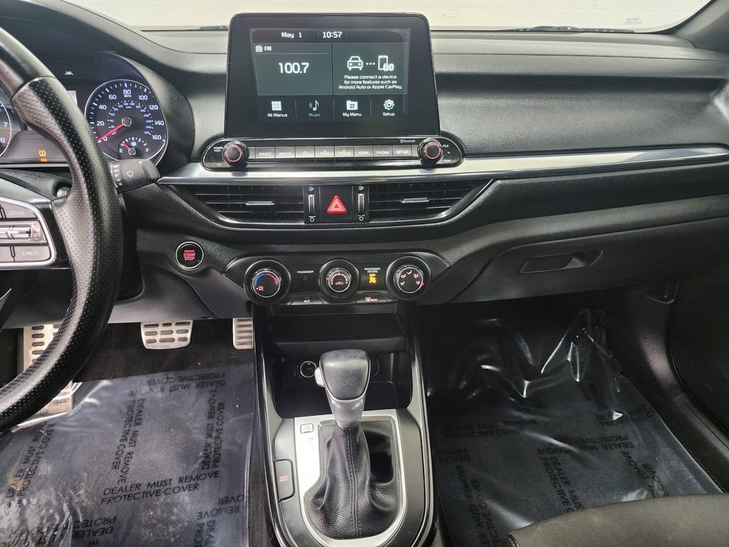 Used 2020 Kia Forte LXS FWD image 16