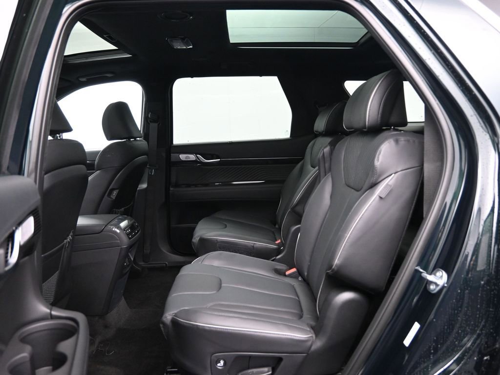 Used 2025 Hyundai Palisade Calligraphy image 31