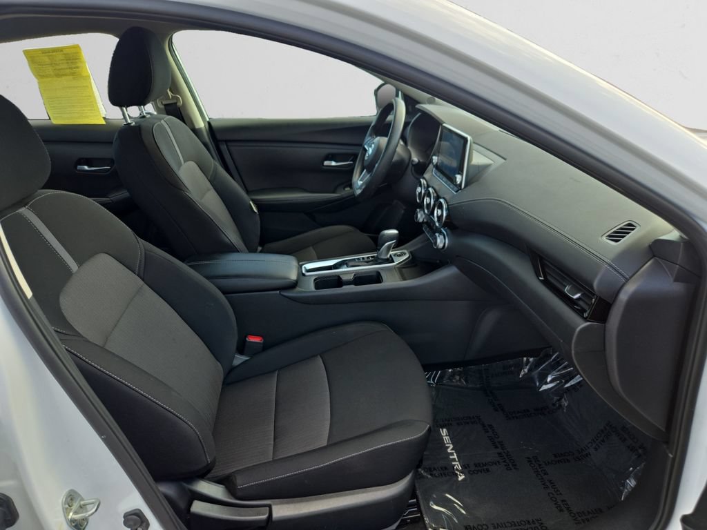 Used 2023 Nissan Sentra SV FWD image 16