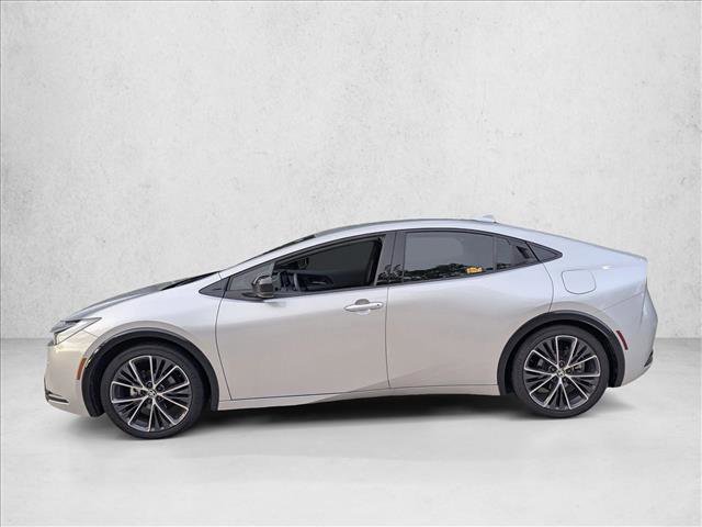 Used 2024 Toyota Prius XLE FWD image 8