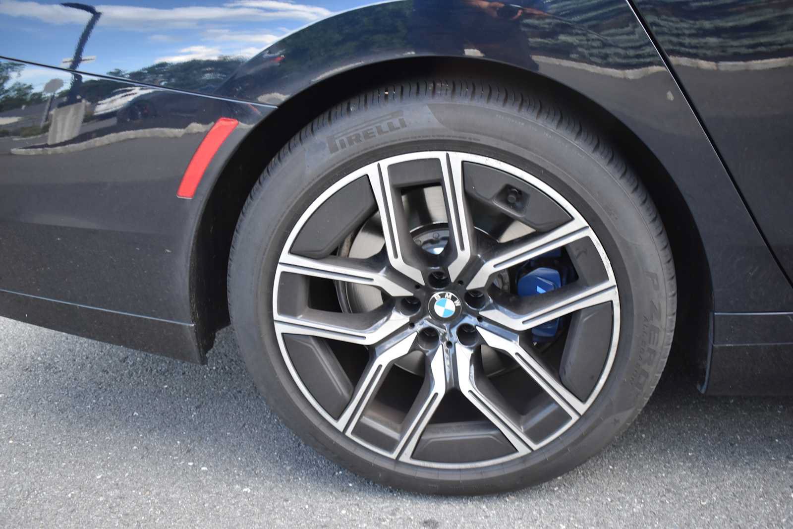 Certified 2024 BMW 740i xDrive AWD/4WD image 26