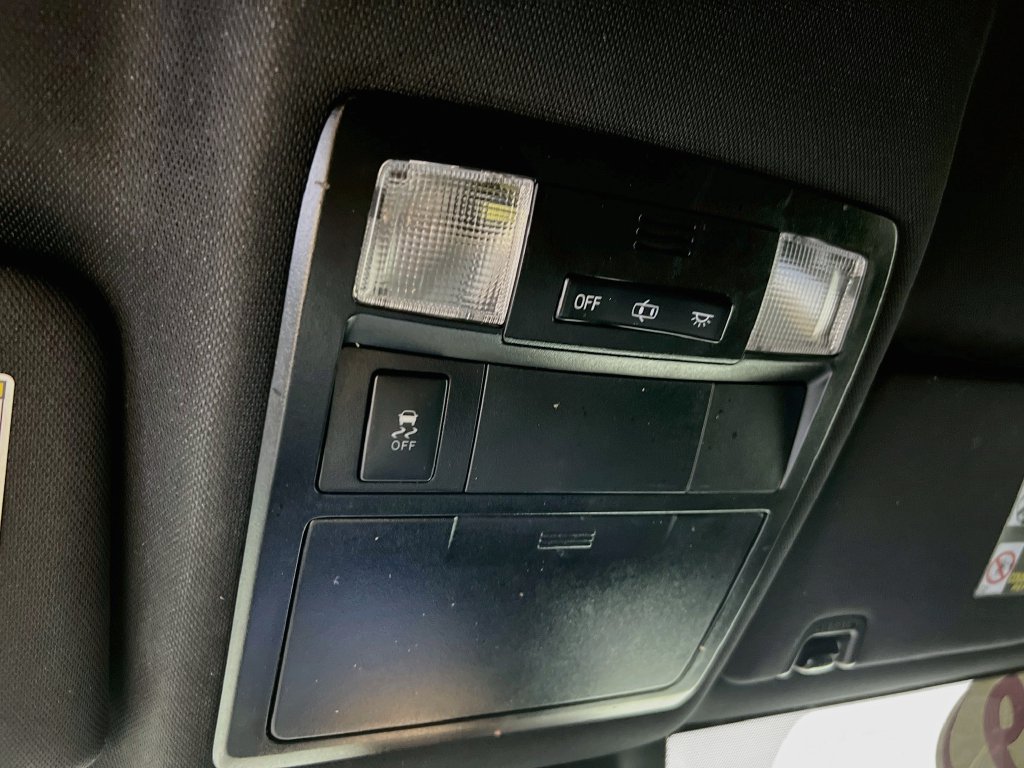 Used 2019 Toyota Tacoma TRD Sport AWD/4WD image 17