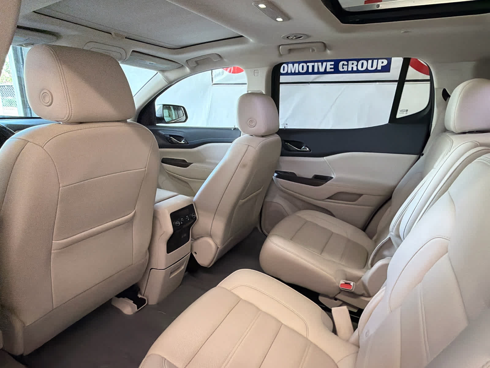Used 2022 GMC Acadia Denali w/ LPO, Floor Liner Package FWD image 24