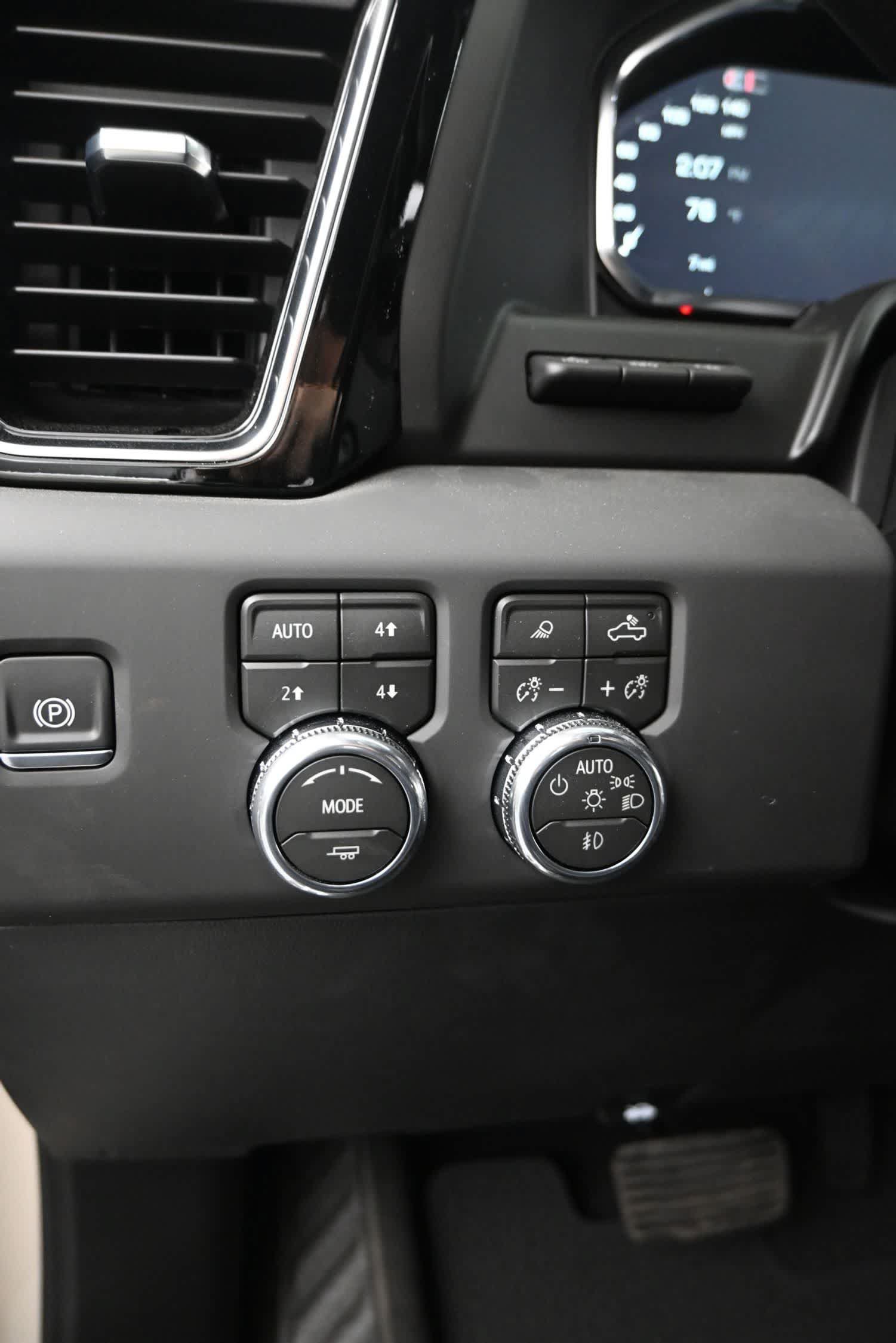 New 2026 GMC Sierra 1500 Denali AWD/4WD image 21