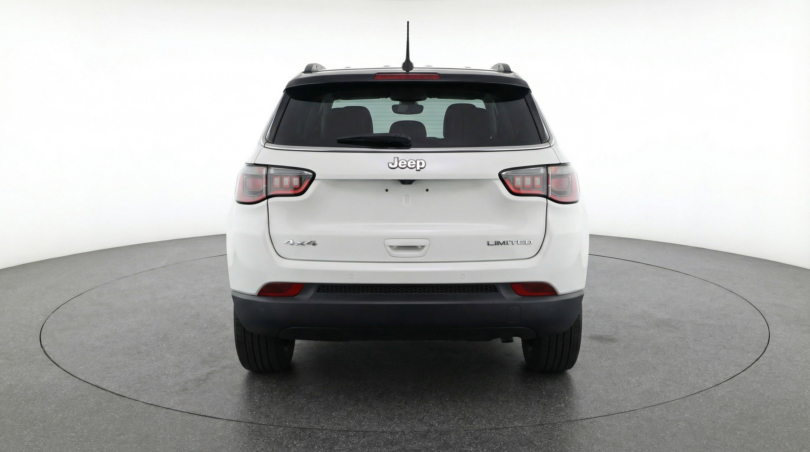 Used 2025 Jeep Compass Limited AWD/4WD image 7