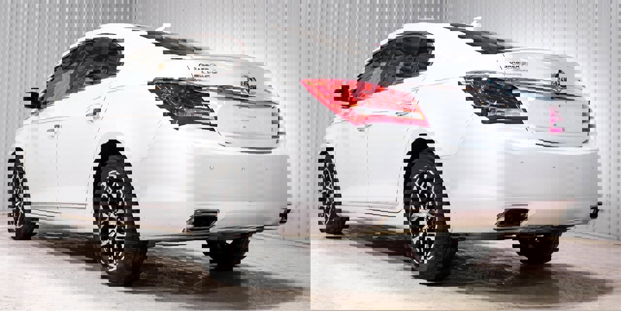 Used 2016 Buick LaCrosse Sport Touring image 5