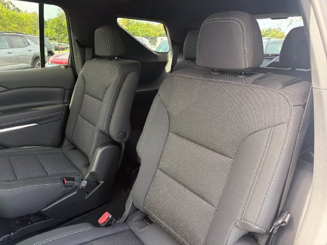 New 2027 Chevrolet Traverse LT w/ Sun and Wheel Package FWD image 22