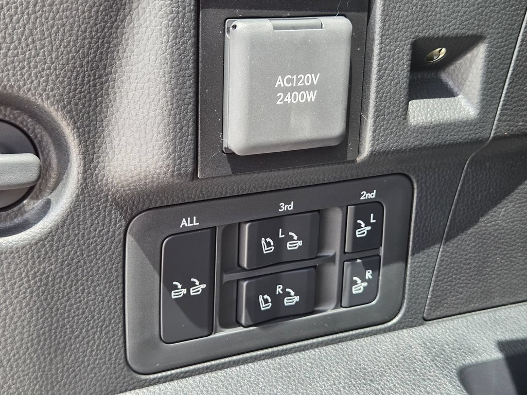 New 2026 Lexus LX 700h Luxury AWD/4WD image 40