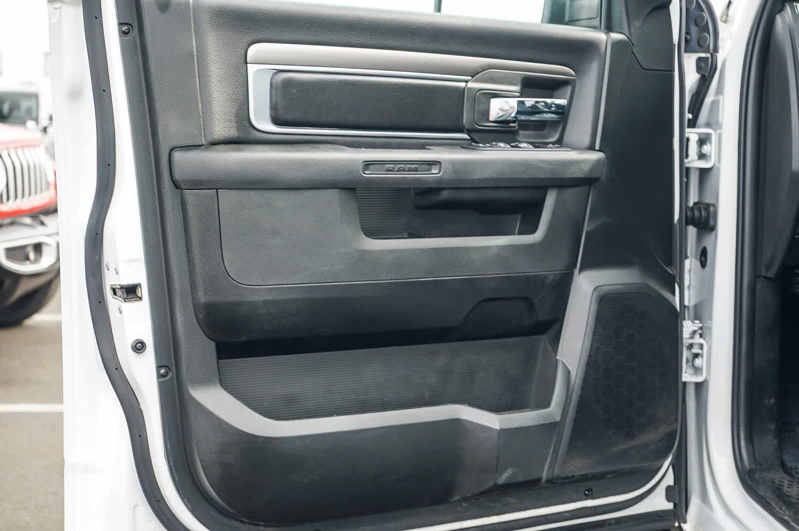 Used 2024 RAM 1500 Classic Warlock RWD image 14