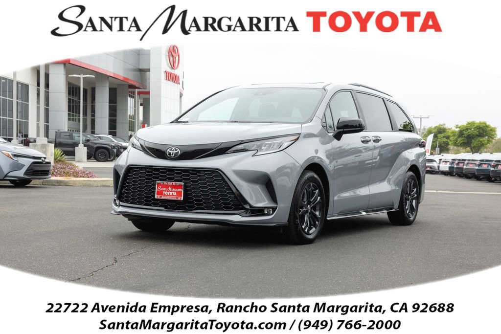 Certified 2026 Toyota Sienna XSE AWD/4WD image 1