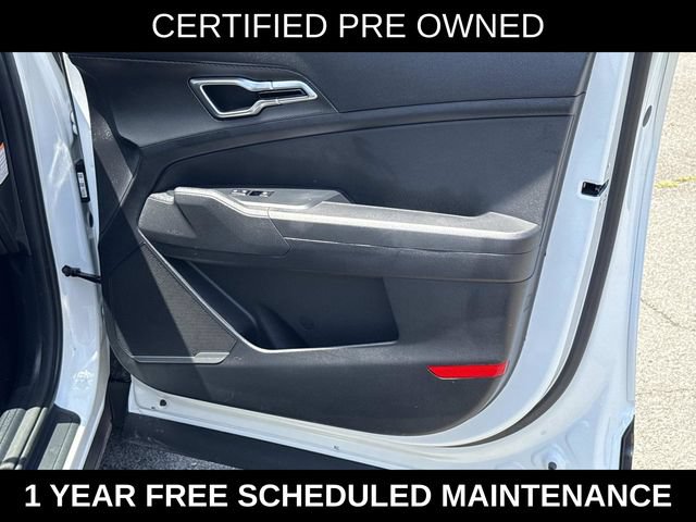 Used 2025 Kia Sportage LX FWD image 8
