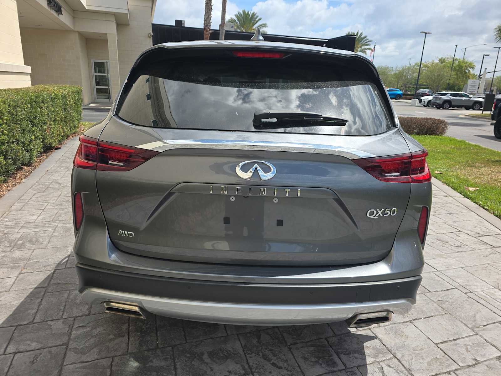 Certified 2025 INFINITI QX50 Pure AWD/4WD image 5