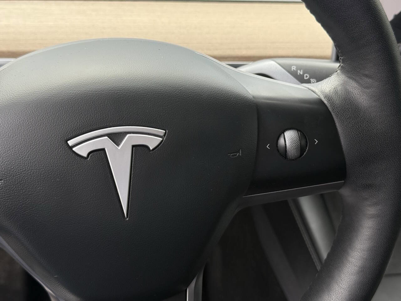 Used 2021 Tesla Model Y Long Range image 18