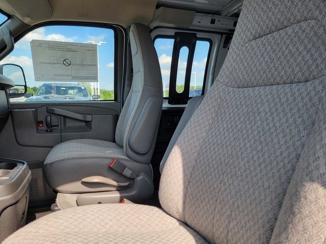 New 2026 Chevrolet Express 2500 w/ Safety Package RWD image 12