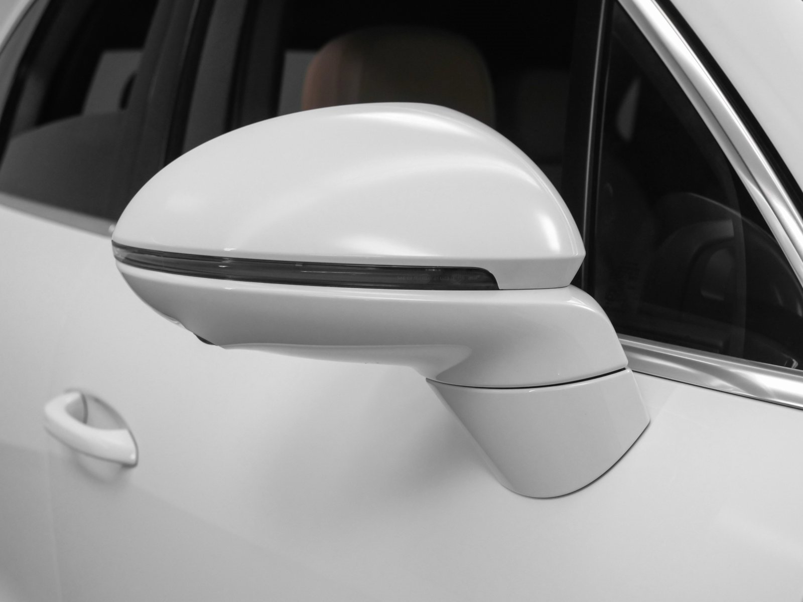 Used 2025 Porsche Cayenne image 14